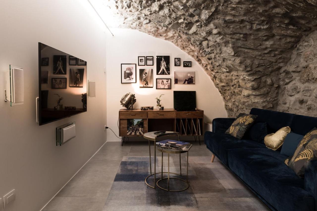 Civico 2 Apartment คอสตา โวลปิโน ภายนอก รูปภาพ